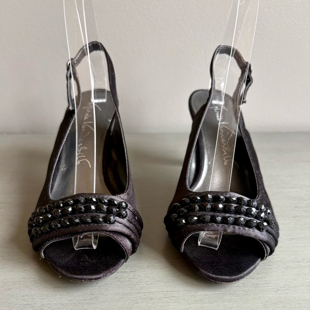 Gloria Vanderbilt Sling Back Satin Beaded Peep Toe Heels Shoes Women 7.5W Black - Picture 3 of 15